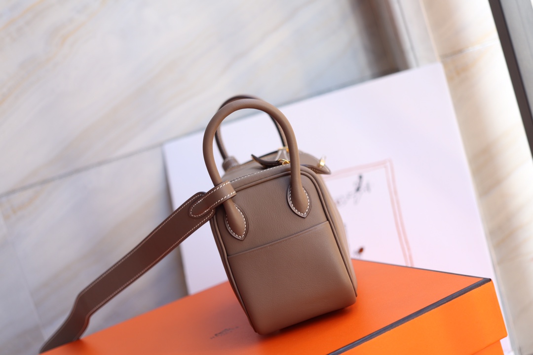 에르메스 미니 린디백19 에토프 금장 스위프트